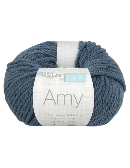 Pack of 4 balls of Amy knitting yarn