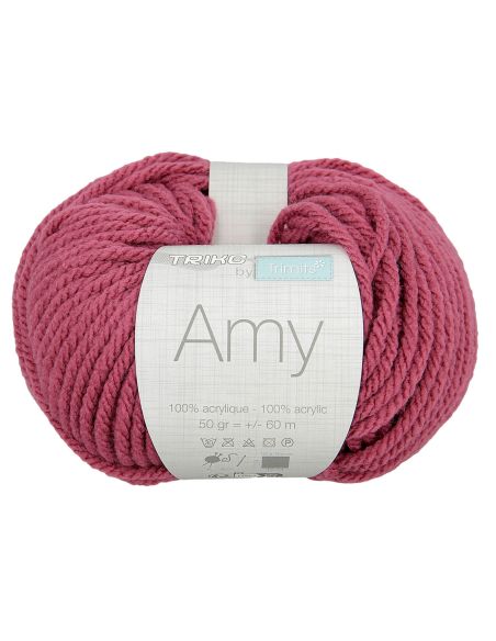 Pack of 4 balls of Amy knitting yarn