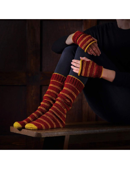 Harry Potter Knitting Kit – Gryffindor Socks and Mittens