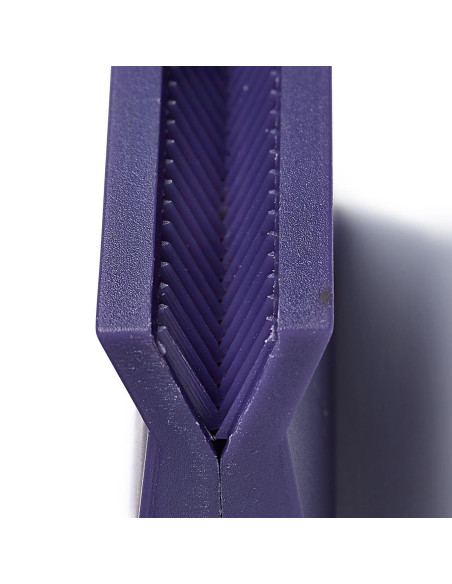 Sharpen tailor's chalk
