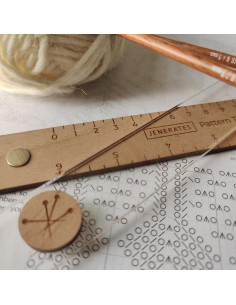 Magnetic knitting tracker – guide lines ruler in recycled acrylic 2