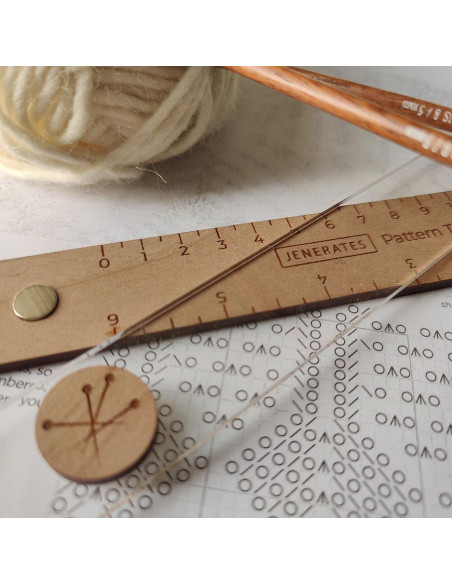Magnetic tracking ruler in recycled acrylic knit
