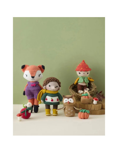 Book of dolls & amigurumis in autumn