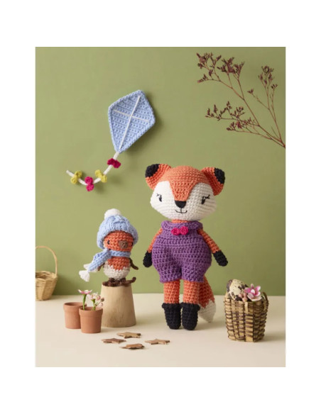Book of dolls & amigurumis in autumn