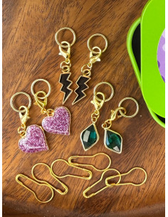 Set of 12 stitch marker rings - Funky Wave 2