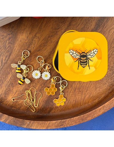 Set of 12 stitch marker rings - Honeybee