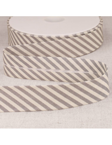 Pastel stripe bias - Gray