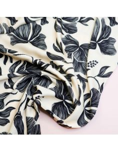 Loa viscose twill fabric - Black