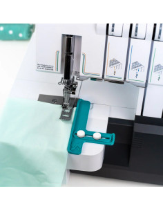 Screw for coverstitch machine - M4 10 mm 2