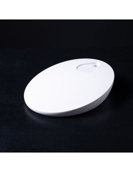 Premium white table base Daylight