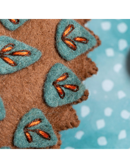 Mini felt kit - Folk Hedgehog