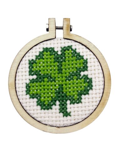 Mini cross-stitch embroidery kit - Good luck!