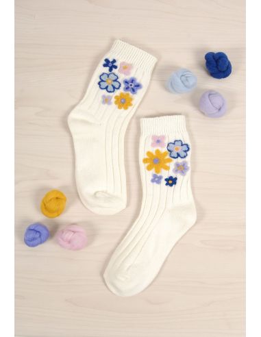 DMC Felting Catalog - Floral Embellishments