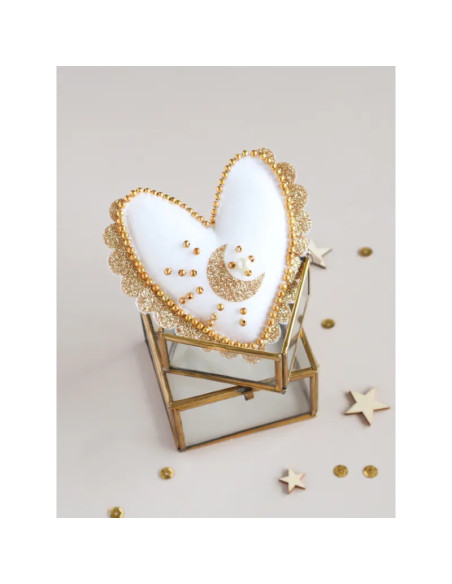 My Felt Christmas Decoration: Magical Ex-voto Duo