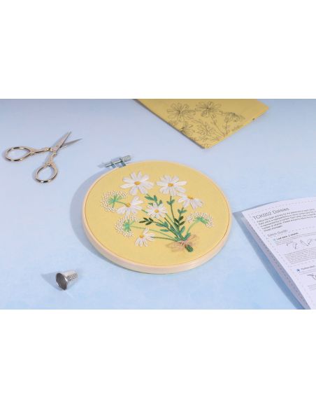 Embroidery kit - Daisies