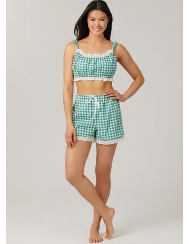 McCall's 8613 - Top and Shorts Pattern
