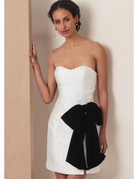 Cape pattern - Vogue 2133