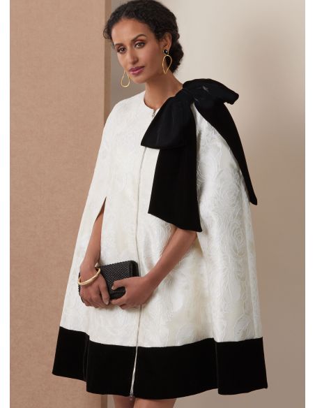Cape pattern - Vogue 2133