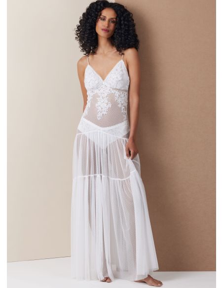 Night ensemble pattern - Vogue 2139