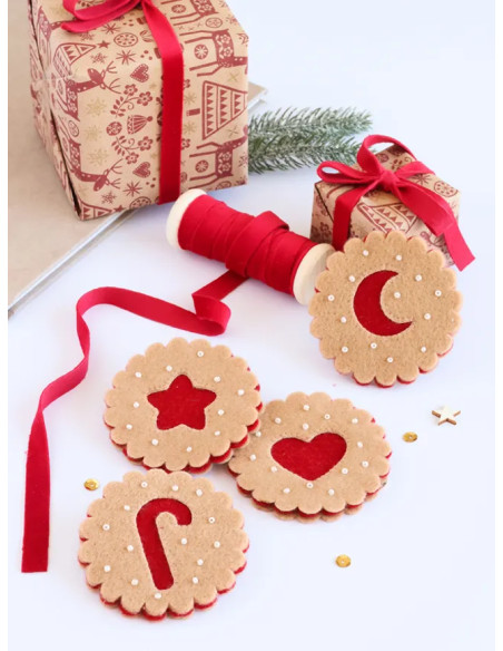 Copy of "My Felt Christmas Decoration Book"