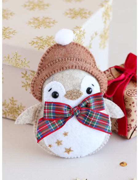 Copy of "My Felt Christmas Decoration Book"