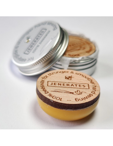 Beeswax pot for hand sewing and embroidery