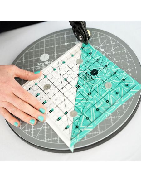 Sew Magnetic™ Magnetic Ruler