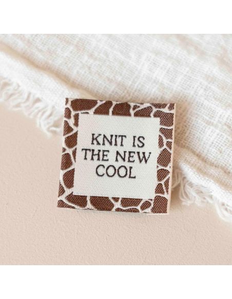 Woven label to sew Knit is the new cool