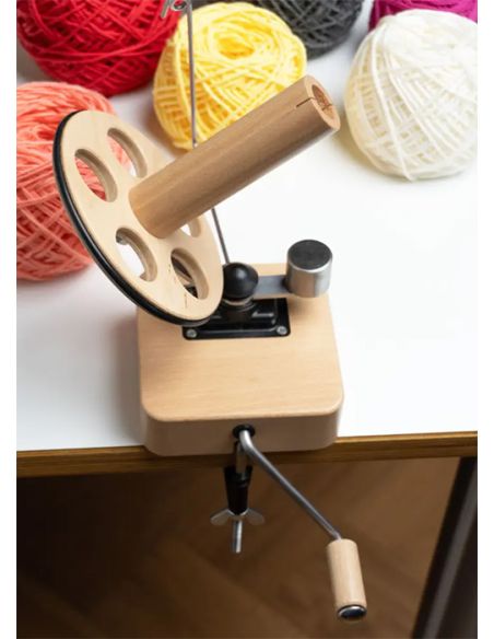 Premium beech wood yarn winder