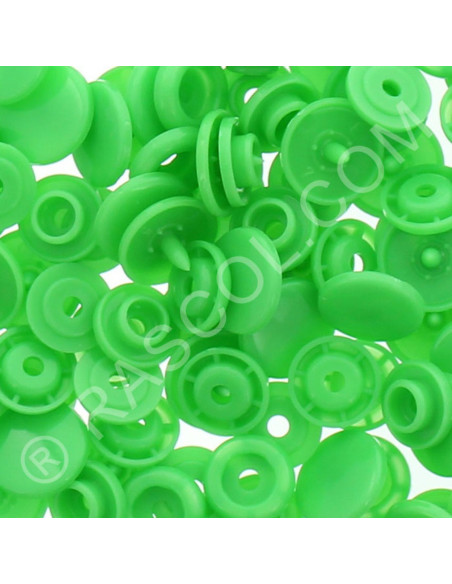 Pack of 25 KAM round resin snaps - Light green