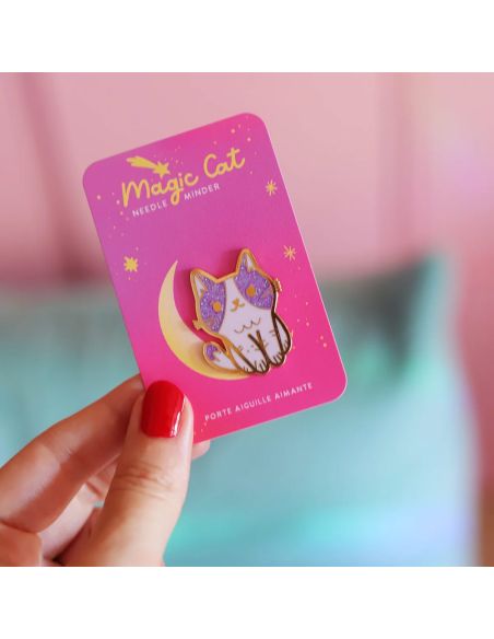 Magnetic Needle Holder - Magic Cat