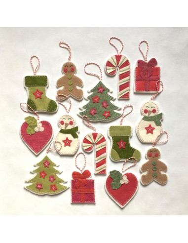 DIY felt kit happy Christmas
