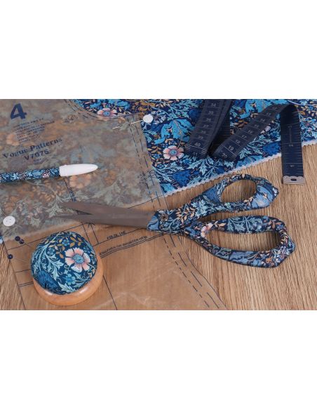 Pin cushion - Blue flowers collection