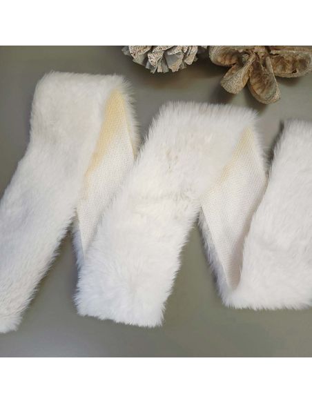 Faux fur ribbon - White