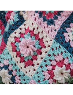 Crochet Kit - Granny Square Bag 2