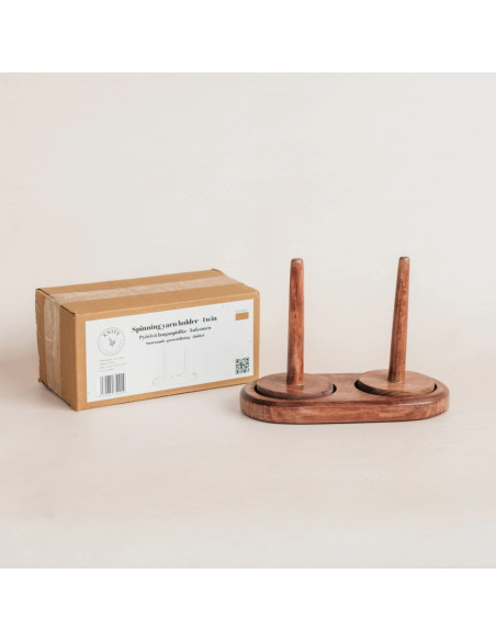 Double wooden rotating stand for balls of yarn