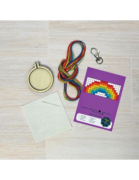 Mini cross-stitch embroidery kit - Love is love