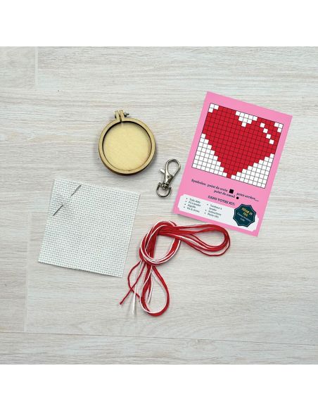 Mini cross-stitch embroidery kit - Be my Valentine