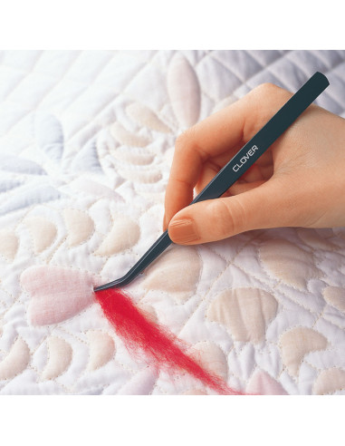 Clover stuffing tool
