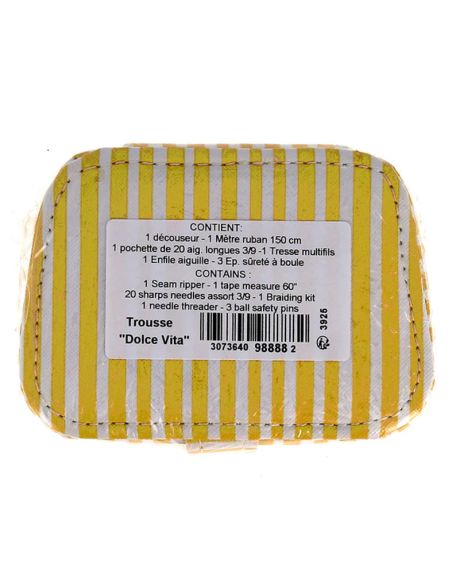 Sewing kit - More love please