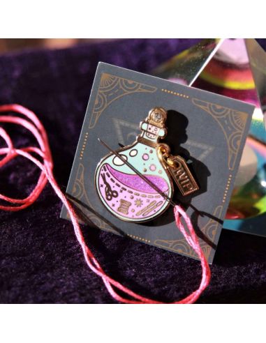 Magnetic needle holder - Purple magic potion