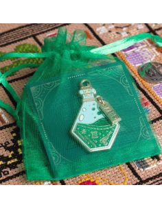 Magnetic needle holder - Green magic potion 2